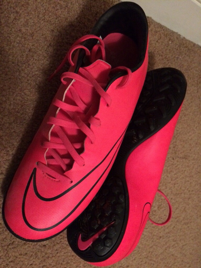 pink nike astro turf trainers
